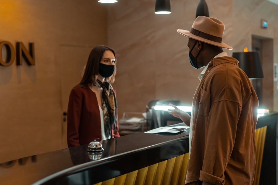 A conversation about checking into a hotel.