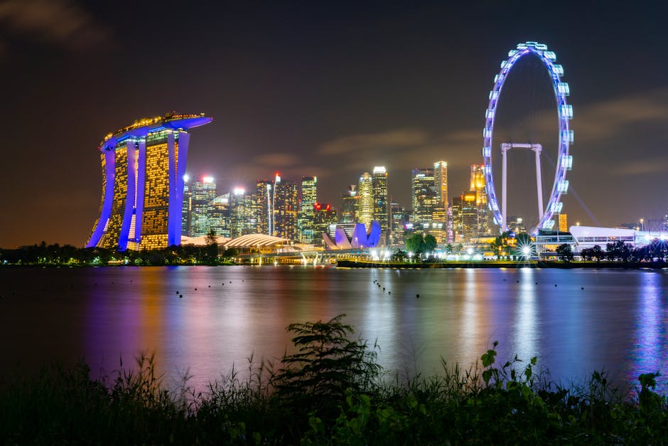 landmarks of Singapore and the USA