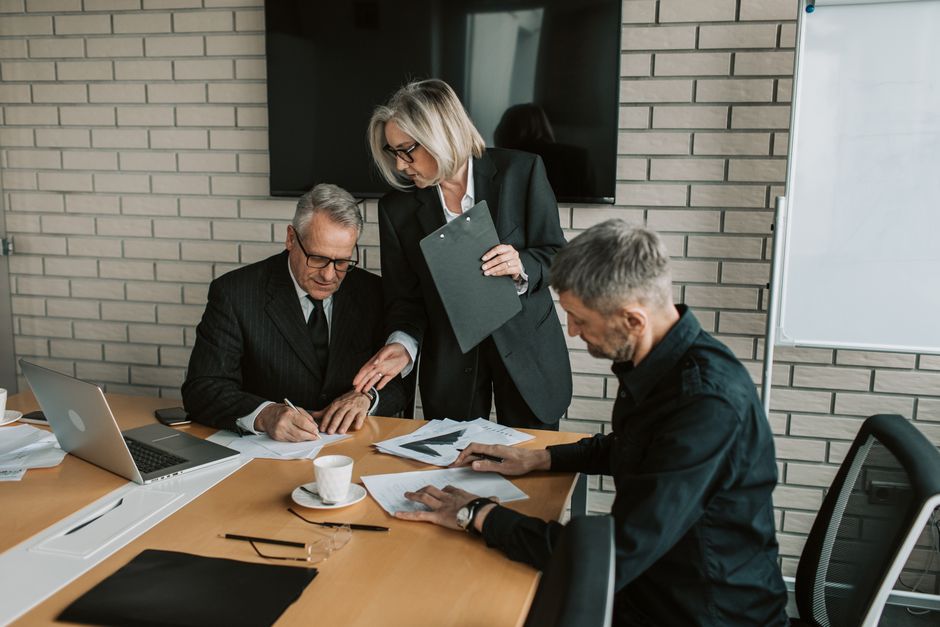 executive communication context