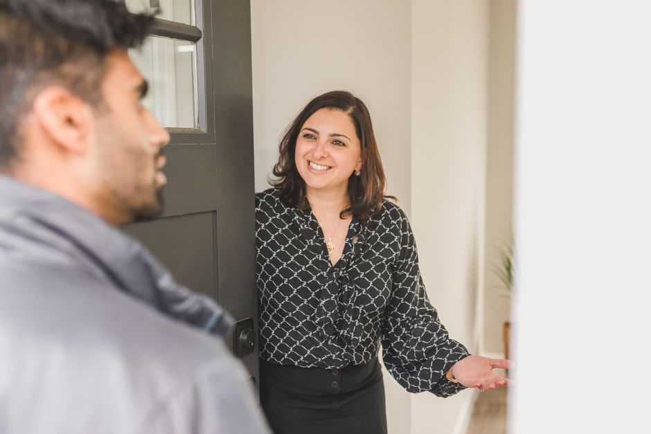 people engaged in first impressions