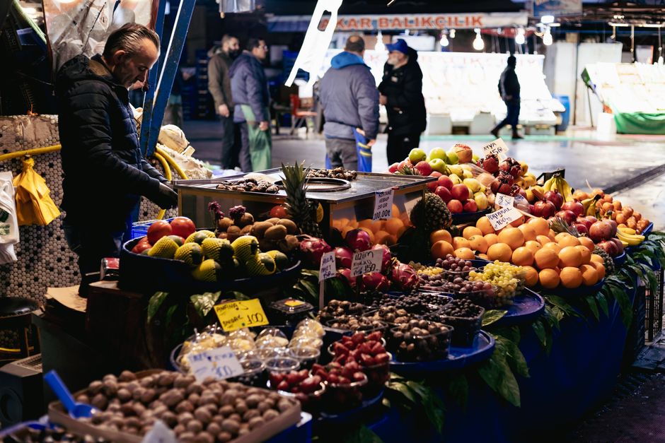 fruit and vegetables scene