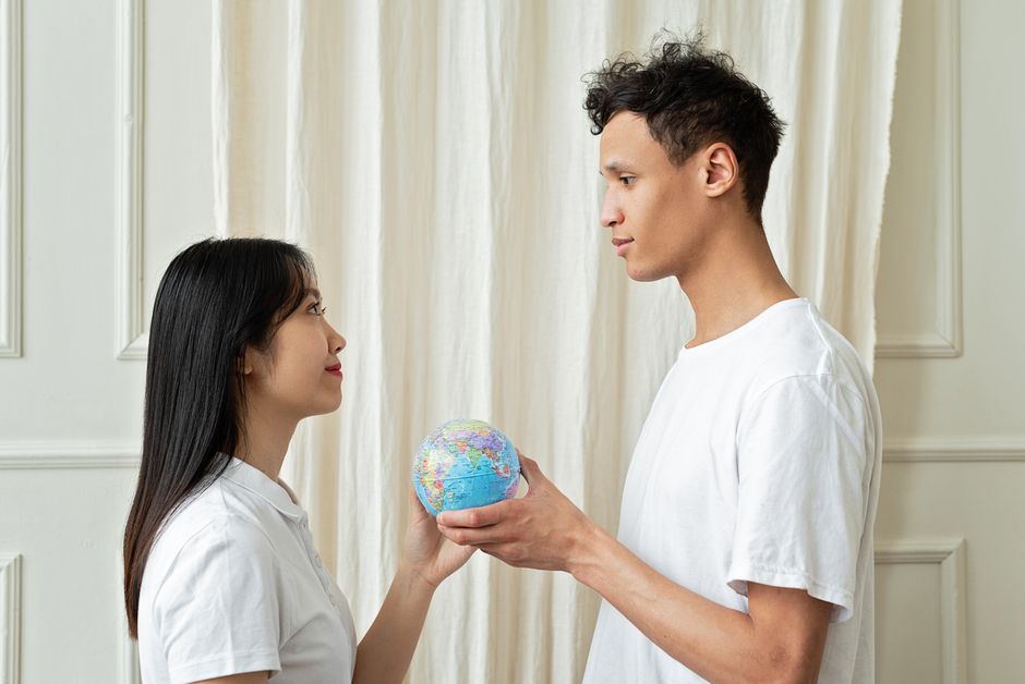 A conversation about global english varieties.