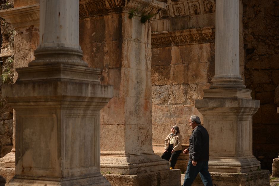 A conversation about historical sites.