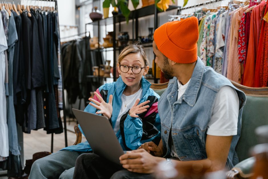 A conversation about shopping online.