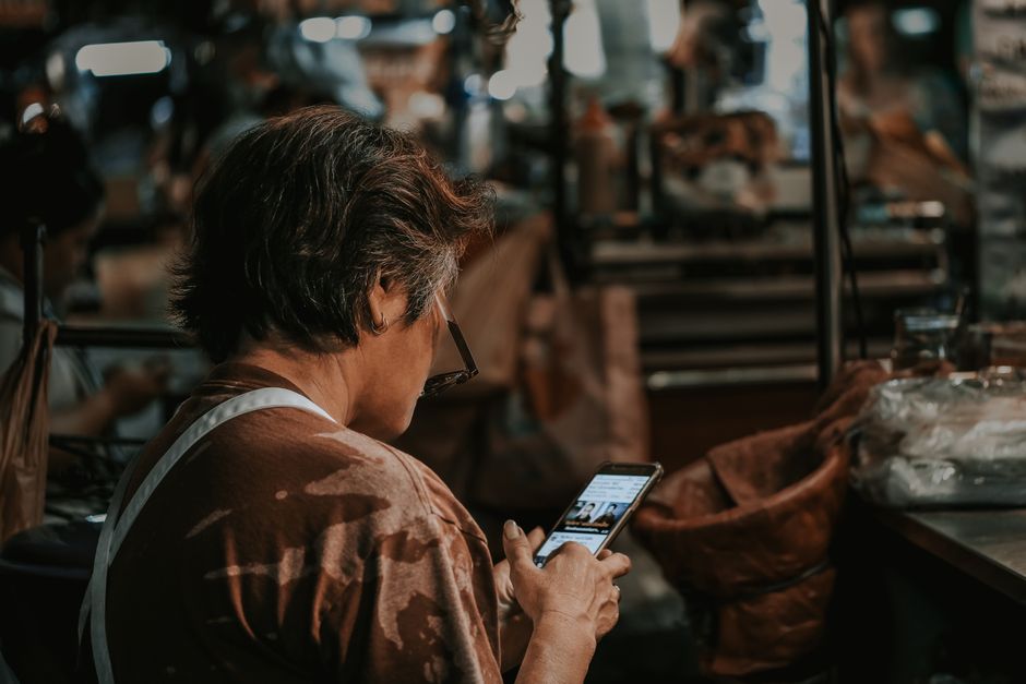 people engaged in shopping online