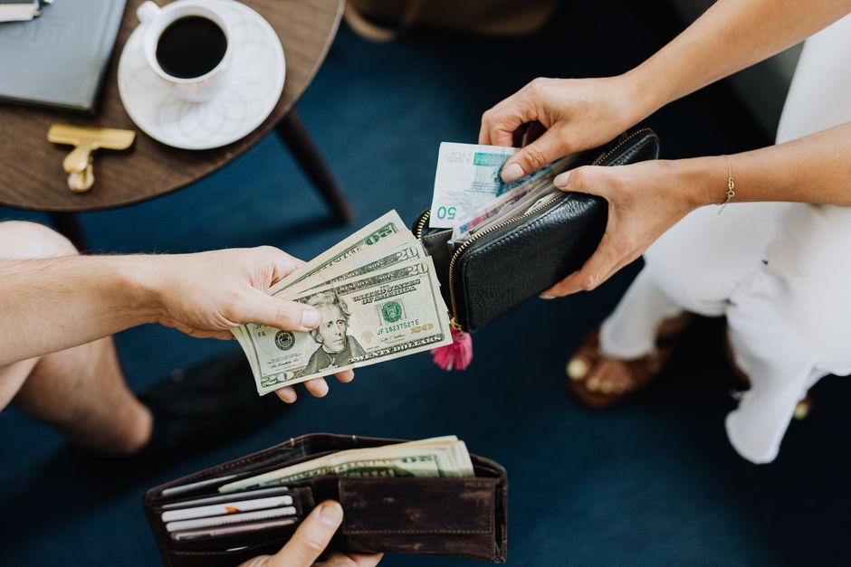 Allez-vous payer en espèces ou par carte de crédit ?