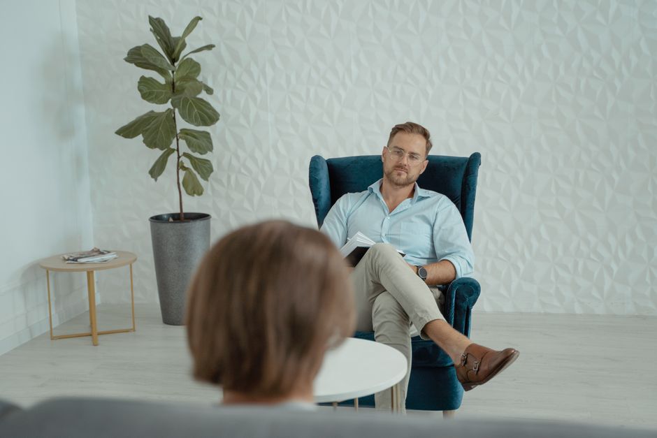 Avez-vous déjà consulté un psychologue ou êtes-vous intéressé par la psychologie ?