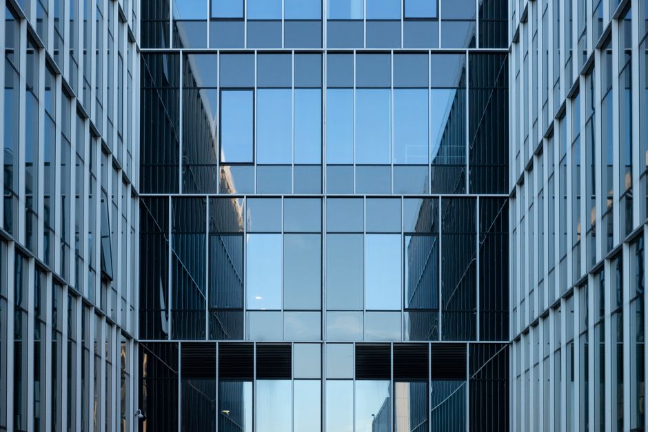 Nos bureaux sont situés à...